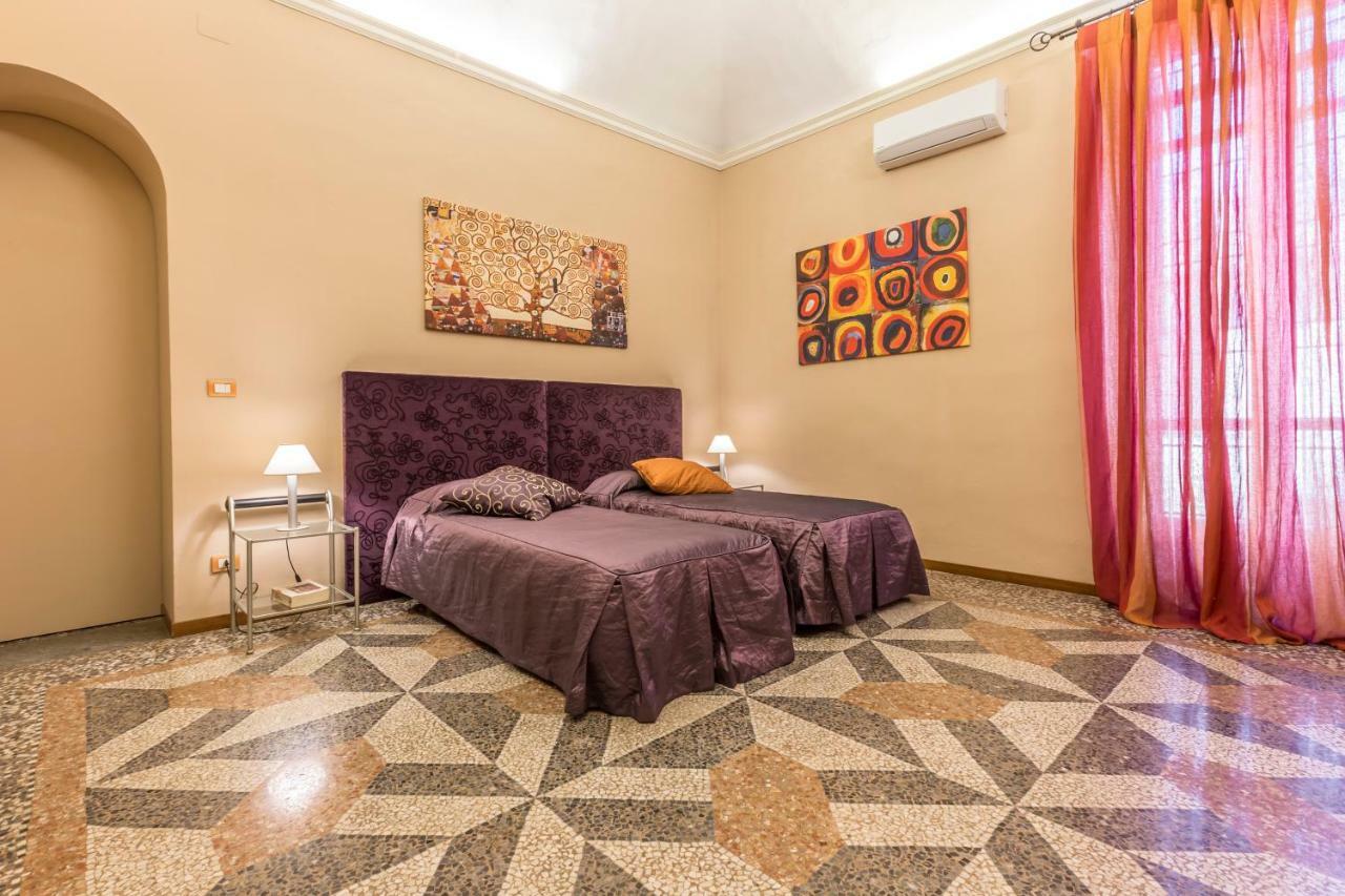 Roero Suite In The City Center アスティ エクステリア 写真