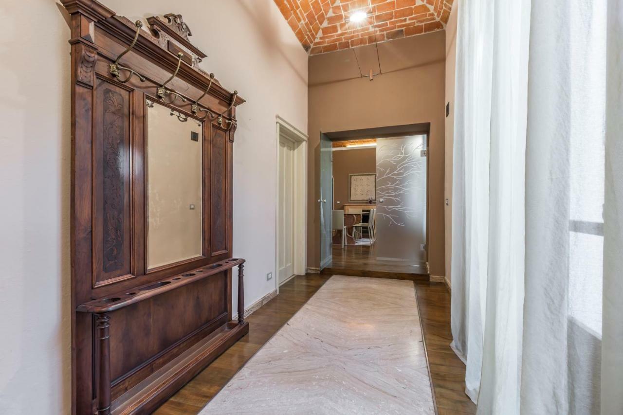 Roero Suite In The City Center アスティ エクステリア 写真